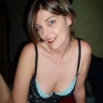 Profil de Rosalyne, 22 ans, Escort bi à Sainte-Adèle (Québec)