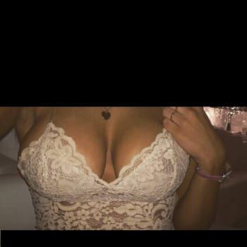 Profil de Adryana, 43 ans, Escort bi à Labelle (Québec)